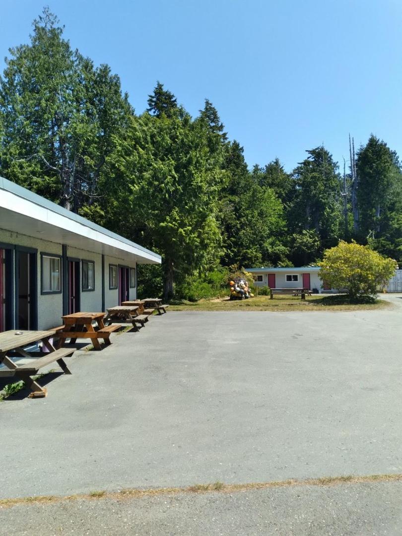 Dolphin Motel Tofino Ngoại thất bức ảnh